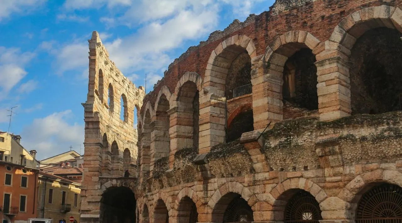 San Giovanni In Valle - Italian Homing Verona